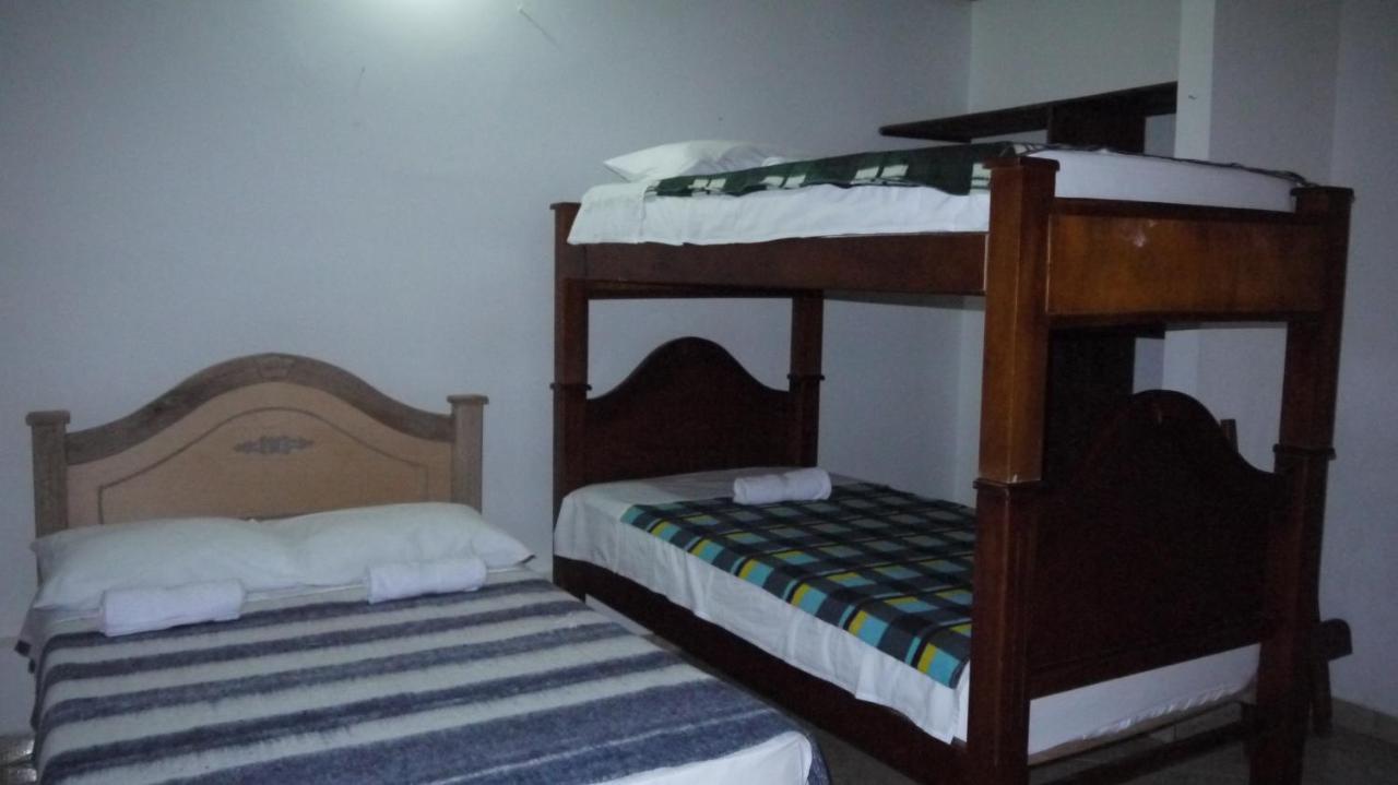 خاردين Hostal Naty Luna المظهر الخارجي الصورة