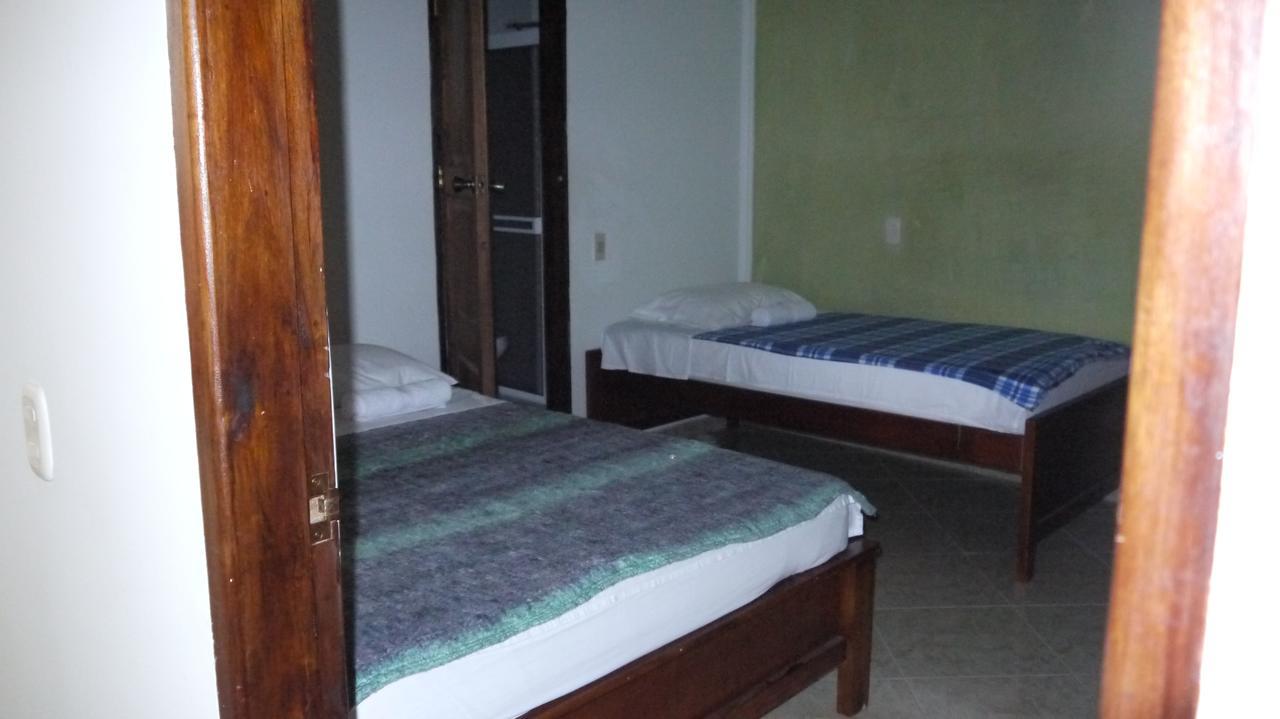 خاردين Hostal Naty Luna المظهر الخارجي الصورة
